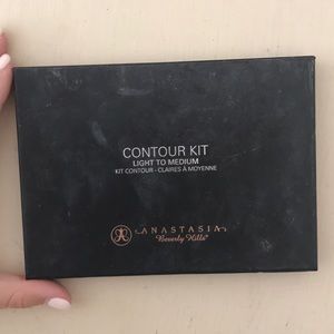 Anastasia Contour Kit